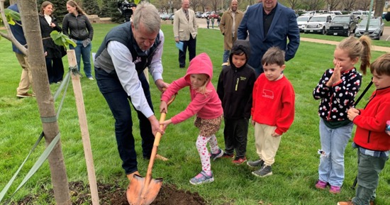 Gov. Pillen and Area Kids Ceremoniously Plant State Capitol Tree for Arbor Day